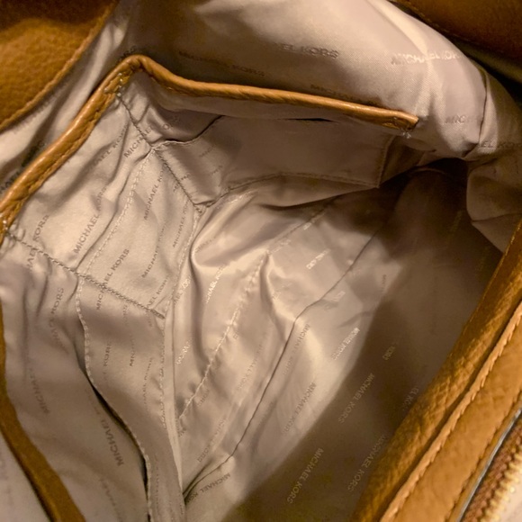 Michael Kors Fulton Shoulder Bag - Picture 14 of 14